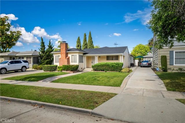 3533 Gundry Ave., Long Beach, CA 90807