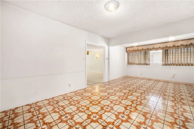 3533 Gundry Ave., Long Beach, CA 90807