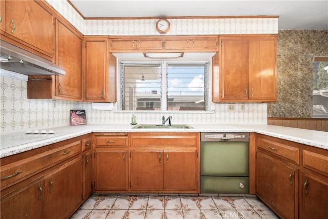 3533 Gundry Ave., Long Beach, CA 90807