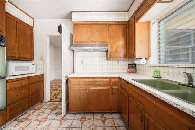 3533 Gundry Ave., Long Beach, CA 90807