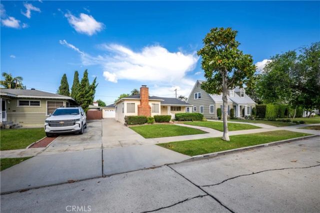 3533 Gundry Ave., Long Beach, CA 90807