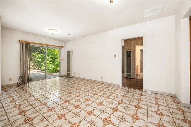 3533 Gundry Ave., Long Beach, CA 90807