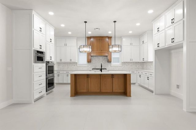 15420 Hatterly Lane, Edmond, OK 73013