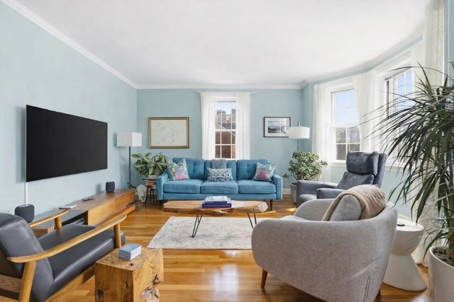 92 Beacon Street 51, Boston, MA 02108