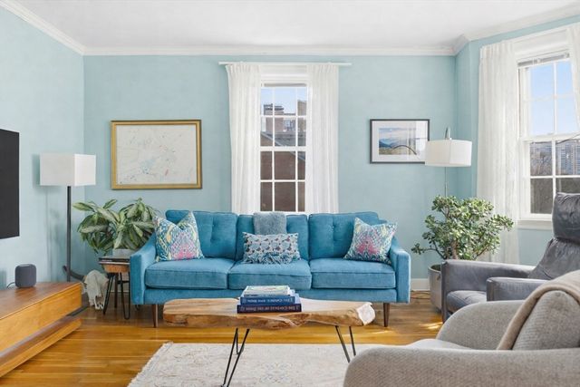 92 Beacon Street 51, Boston, MA 02108