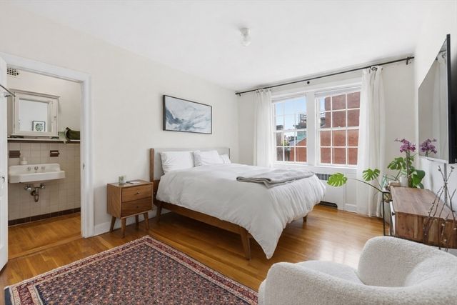 92 Beacon Street 51, Boston, MA 02108