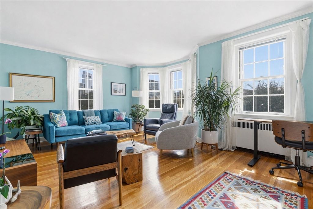 92 Beacon Street 51, Boston, MA 02108