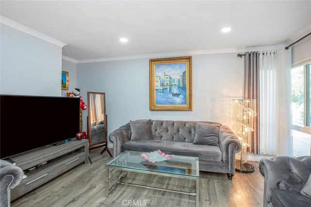 6921 Atoll Ave., North Hollywood, CA 91605