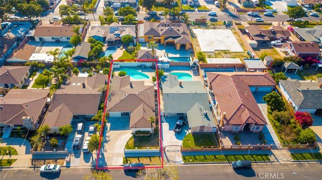 6921 Atoll Ave., North Hollywood, CA 91605
