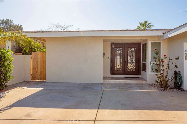 6921 Atoll Ave., North Hollywood, CA 91605