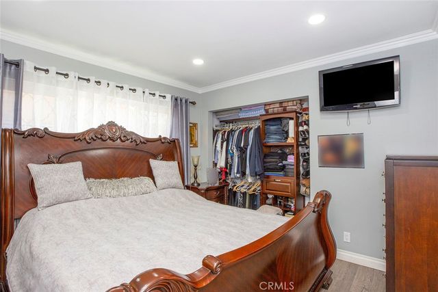 6921 Atoll Ave., North Hollywood, CA 91605