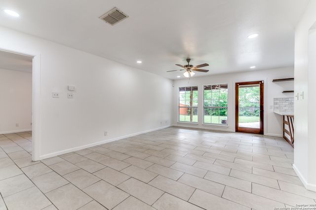 10526 Tioga, San Antonio, TX 78230