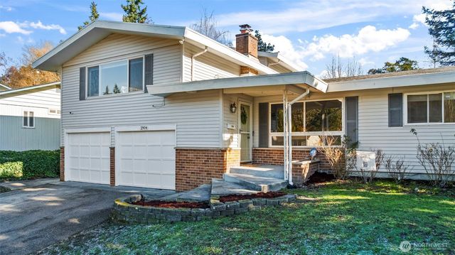 2904 McClain Avenue, Bremerton, WA 98310