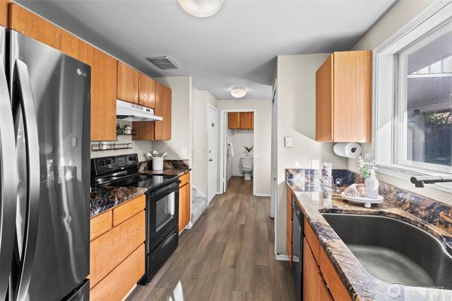 2904 McClain Avenue, Bremerton, WA 98310