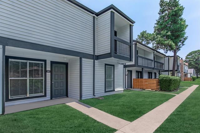 18001 Cypress Trace Road 1301, Houston, TX 77090