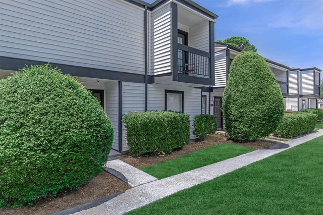 18001 Cypress Trace Road 1301, Houston, TX 77090