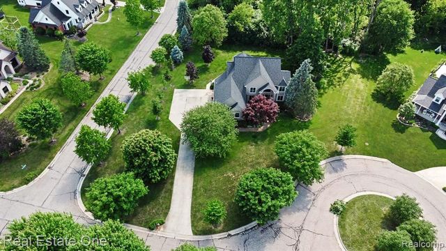 24899 Nottingham Drive, Novi, MI 48374