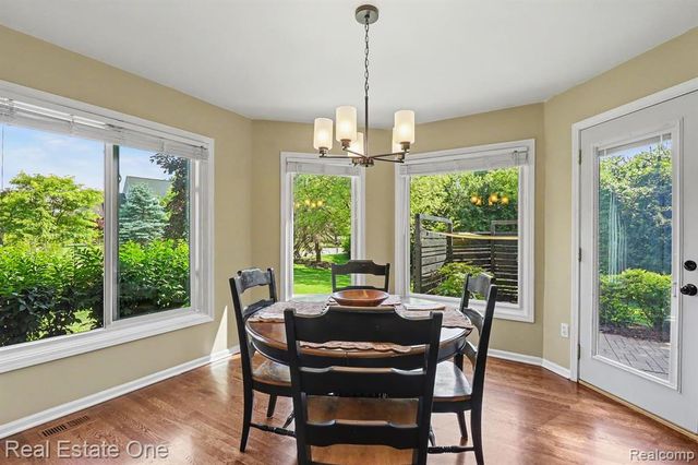 24899 Nottingham Drive, Novi, MI 48374