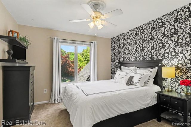 24899 Nottingham Drive, Novi, MI 48374