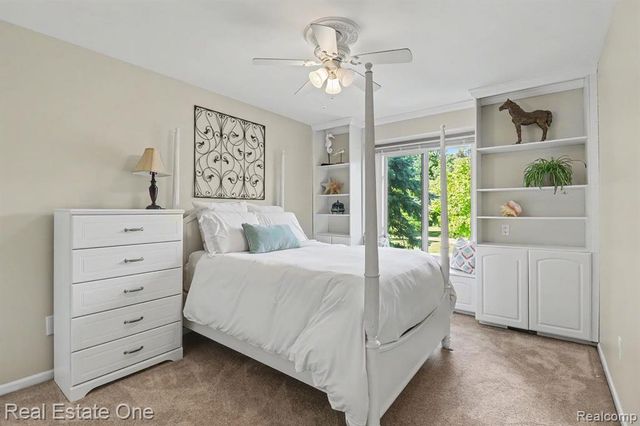 24899 Nottingham Drive, Novi, MI 48374