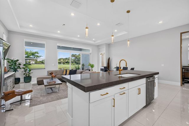 5469 Hutchinson Way, Westlake, FL 33470