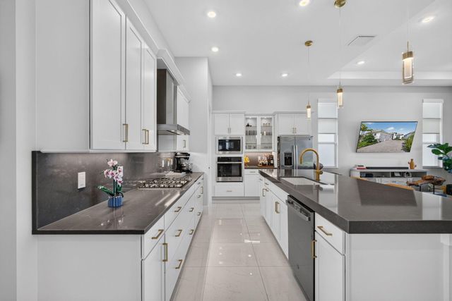 5469 Hutchinson Way, Westlake, FL 33470