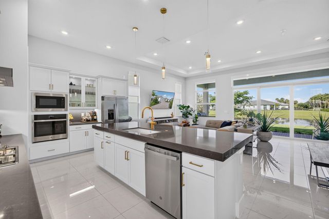 5469 Hutchinson Way, Westlake, FL 33470