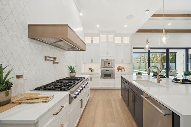 1782 PINE AVENUE, Winter Park, FL 32789