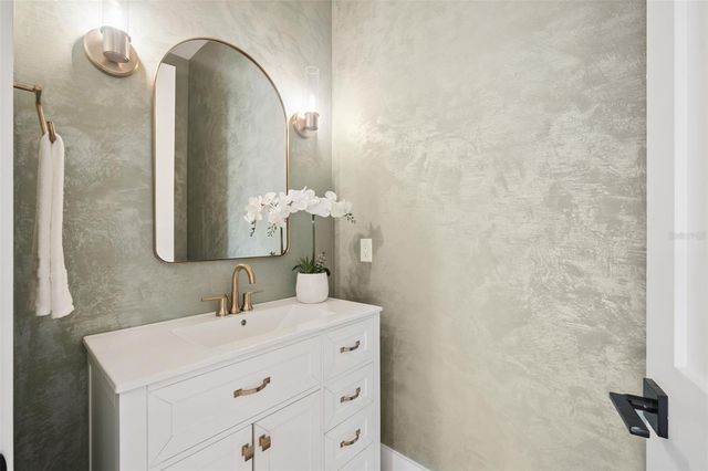 1782 PINE AVENUE, Winter Park, FL 32789