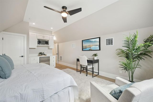 1782 PINE AVENUE, Winter Park, FL 32789