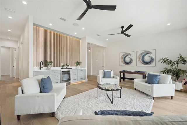 1782 PINE AVENUE, Winter Park, FL 32789