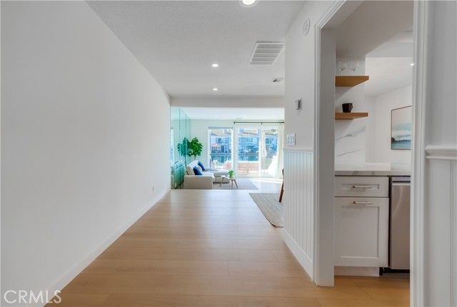 16117 Saint Croix Cir, Huntington Beach, CA 92649