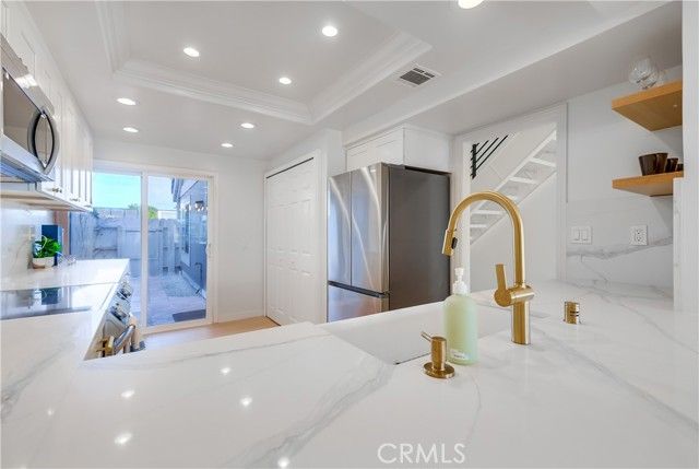 16117 Saint Croix Cir, Huntington Beach, CA 92649