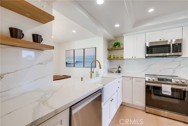 16117 Saint Croix Cir, Huntington Beach, CA 92649