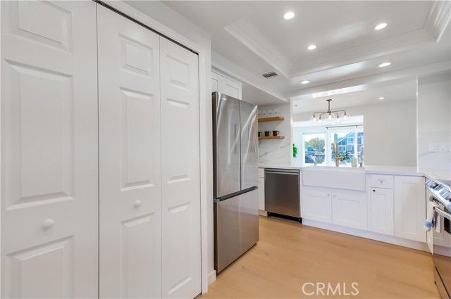 16117 Saint Croix Cir, Huntington Beach, CA 92649