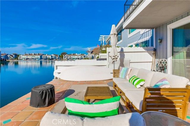 16117 Saint Croix Cir, Huntington Beach, CA 92649