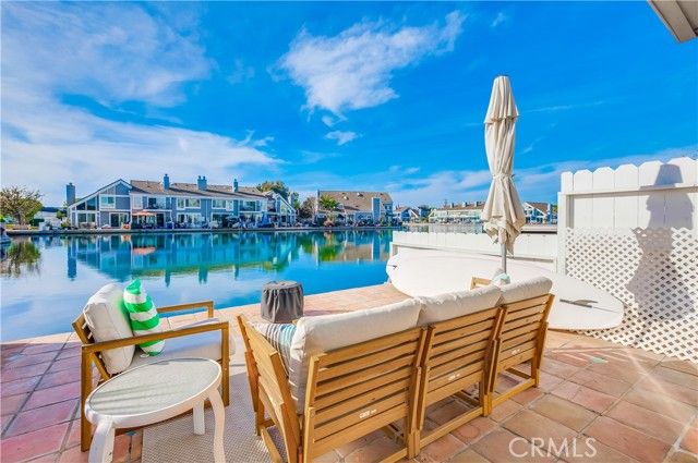 16117 Saint Croix Cir, Huntington Beach, CA 92649