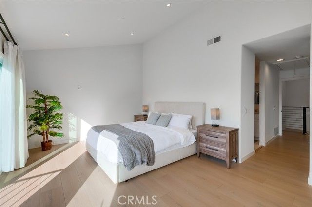 16117 Saint Croix Cir, Huntington Beach, CA 92649