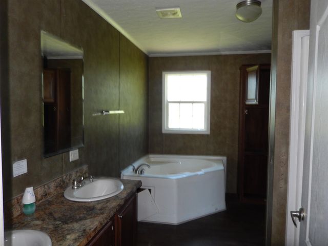288 FREDERICKSBURG RD, Ruckersville, VA 22968