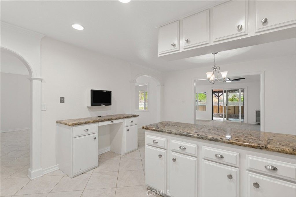 16939 Highfalls, Canyon Country, CA 91387 — photo 3