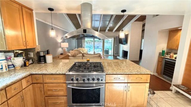 22951 Austin Street, Woodland Hills, CA 91364