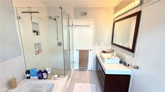 22951 Austin Street, Woodland Hills, CA 91364