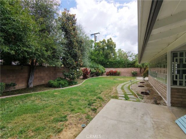 22951 Austin Street, Woodland Hills, CA 91364