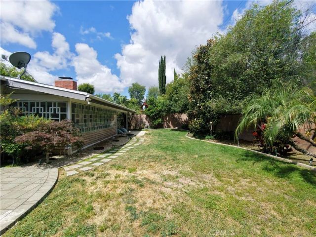 22951 Austin Street, Woodland Hills, CA 91364