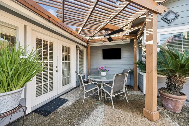 1423 Richelieu Lane, Houston, TX 77018