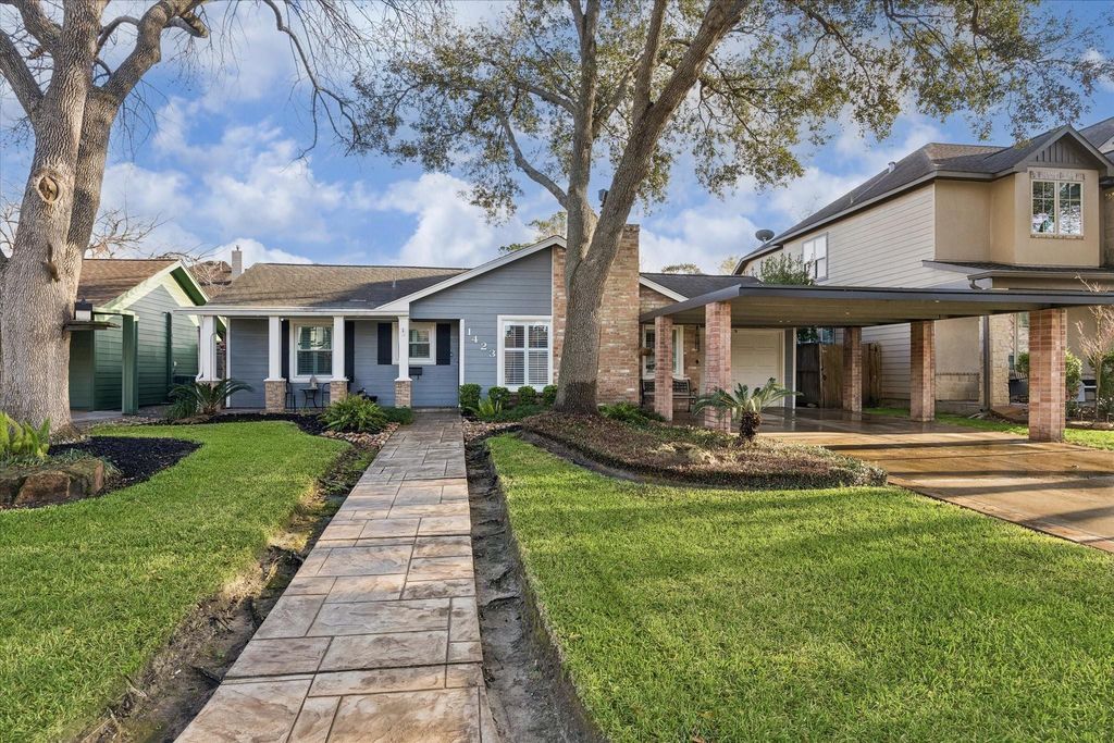 1423 Richelieu Lane, Houston, TX 77018