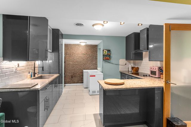 147 4th Street, Troy, NY 12180