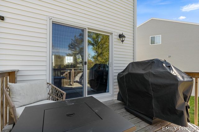 383 N Tannenbaum Trail Ne, Cedar Springs City, MI 49319
