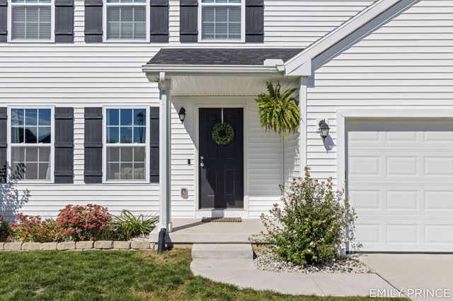 383 N Tannenbaum Trail Ne, Cedar Springs City, MI 49319