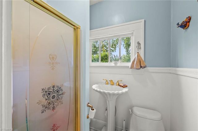 162 Piedmont Avenue, Winston-salem, NC 27101